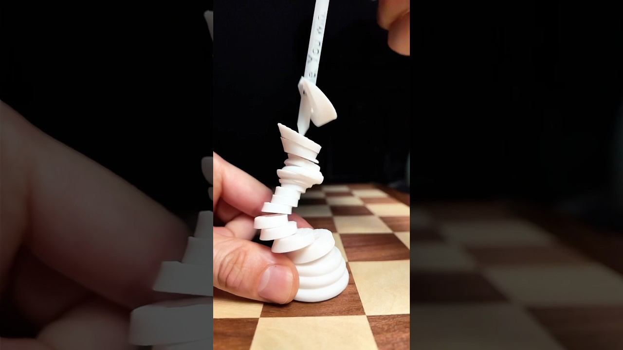 A 3D Printable Chess King That Collapses At Checkmate in Kind That Collapses When Oppoment Wins 3D Printable